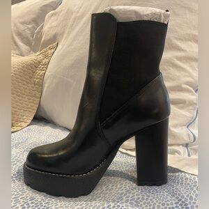 SCHUTZ Black Platform Heeled Boots